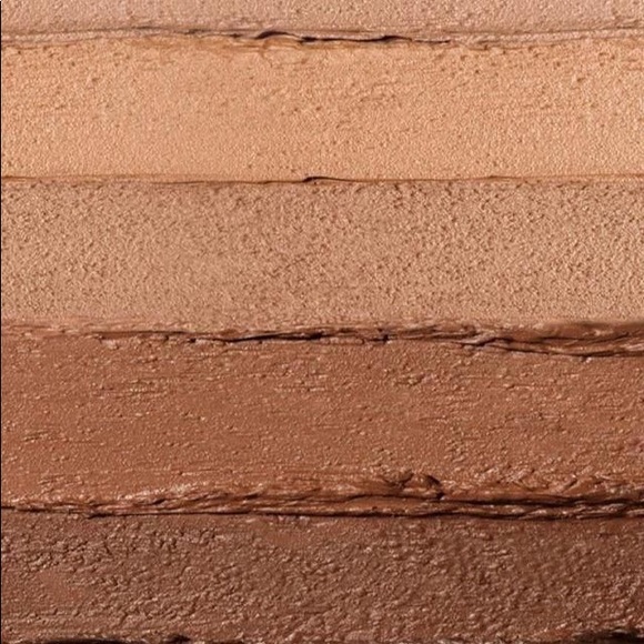 Meet your Posher, Jazmine - Picture 1 of 1